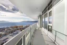 Penthouse with Unobstructed Lake & Mountain View - Image 5