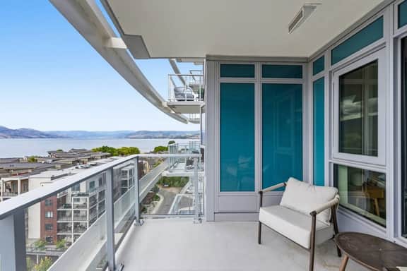11th-Floor 2BR Lake View at Aqua | Pool - Image 4