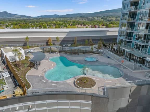 Aqua Waterfront Corner Unit, Lake & Sunset Views - Image 5