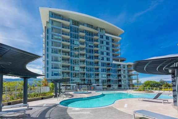 Beach Lakefront - Image 3