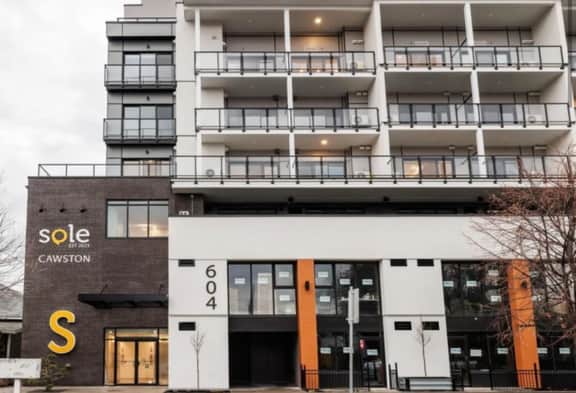 Stylish 2BR Condo, Downtown Kelowna, Balcony - Image 2