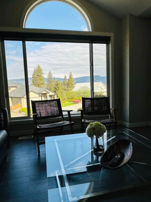 Spacious family home in Kelowna's Lower Mission. - Image 3