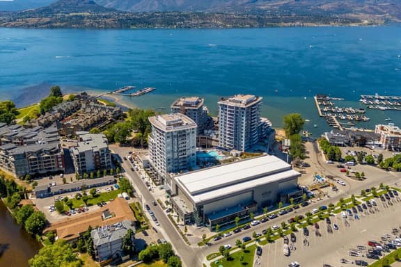 New Lakefront Aqua Condo · Lake & Mountain Views - Image 1